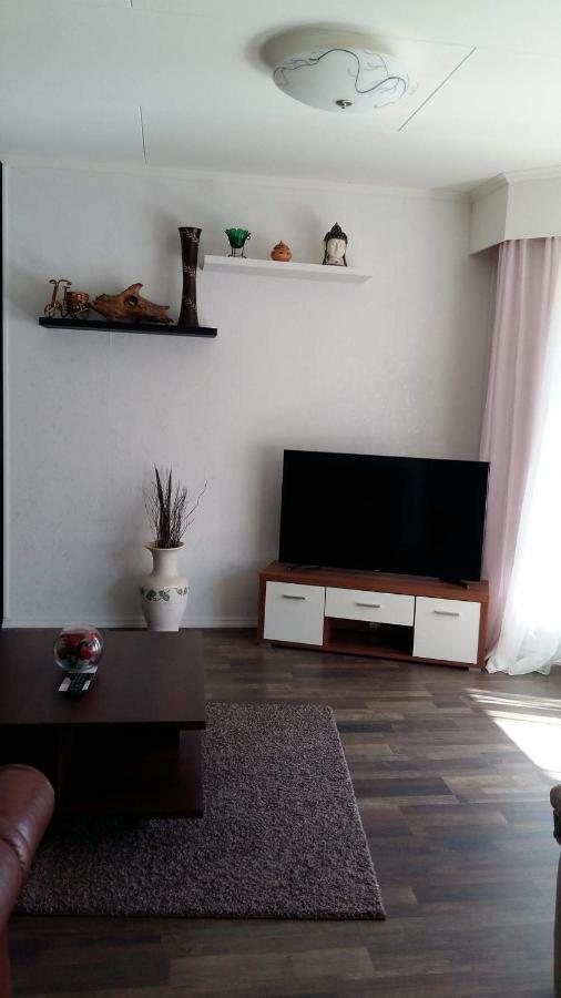 4 Bedrooms Near Center - Kranni 포리 외부 사진