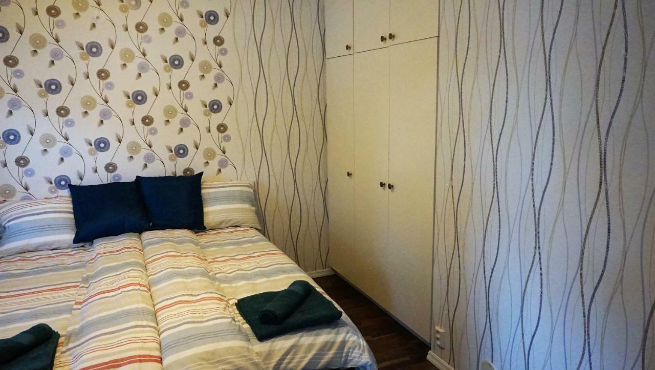 4 Bedrooms Near Center - Kranni 포리 외부 사진