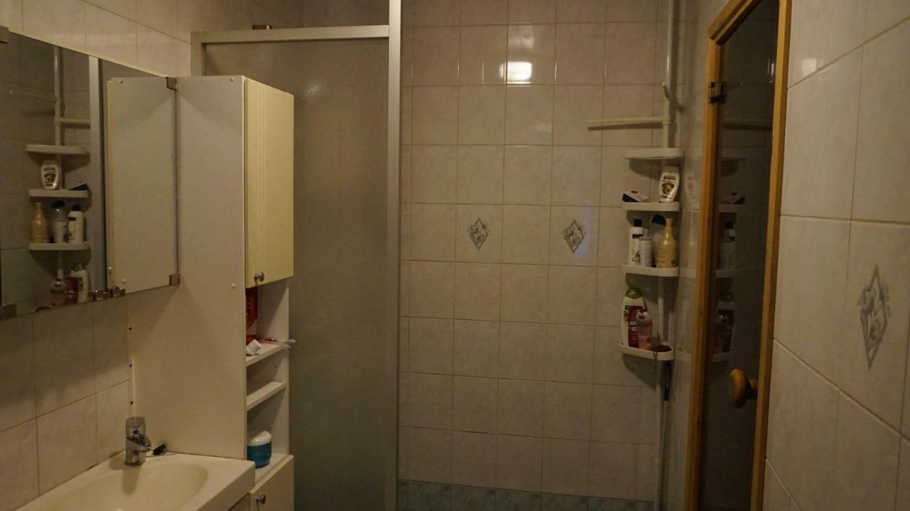 4 Bedrooms Near Center - Kranni 포리 외부 사진