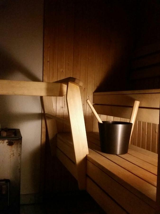 4 Bedrooms Near Center - Kranni 포리 외부 사진